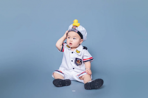 阿勒泰宝宝频繁使劲扭动哼唧